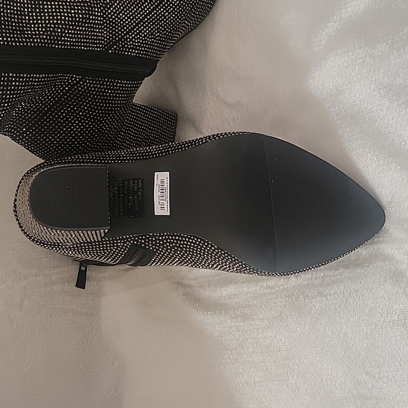 Torrid black stretch knit sparkle embossed bootie Women's size 12W - Picture 4 of 5